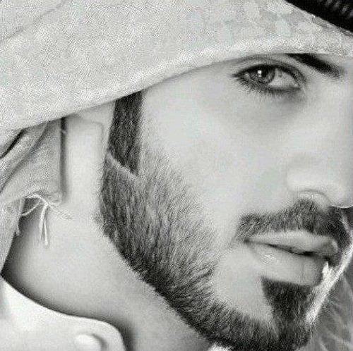 Hotboy 9x Ả Rập Omar Borkan-Al Gal là mẫu đình đám trên các tạp chí