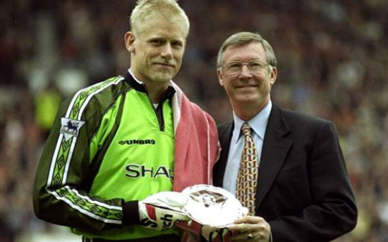 
	Sir Alex chiêu mộ Schmeichel là một trong những quyết định sáng suốt nhất của ông