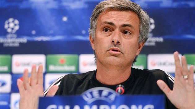 
	Mourinho rất tự tin trong buổi họp báo