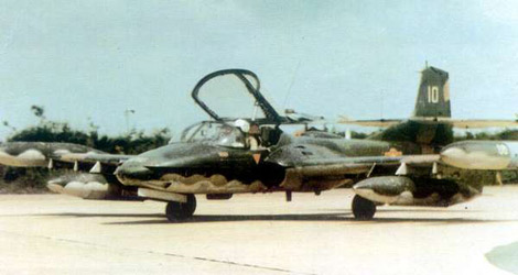
	Một chiếc cường kích A-37 được sơn phù hiệu Không quân Nhân dân Việt Nam.