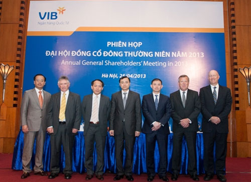 "Nóng" thay tên đổi họ CEO Việt trong tháng 4