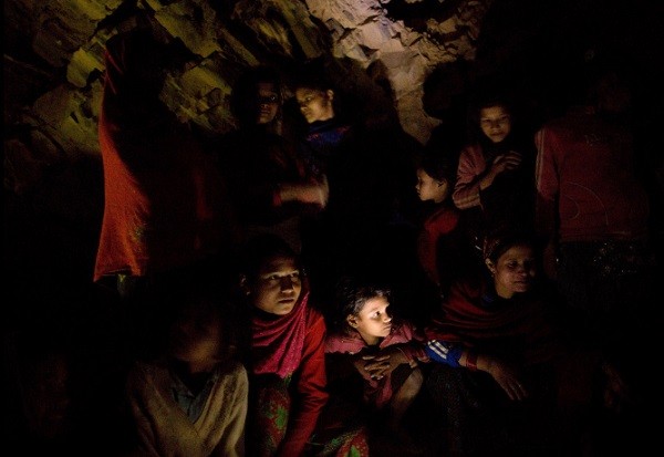Tục lệ xua đuổi phụ nữ khi đến kỳ kinh nguyệt ở Nepal 5