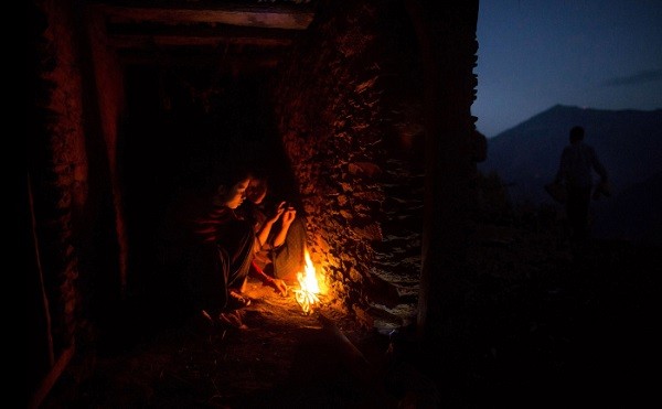 Tục lệ xua đuổi phụ nữ khi đến kỳ kinh nguyệt ở Nepal 7