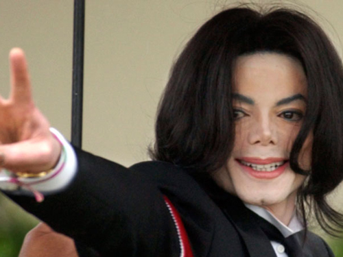 Michael Jackson chết vẫn chưa yên thân