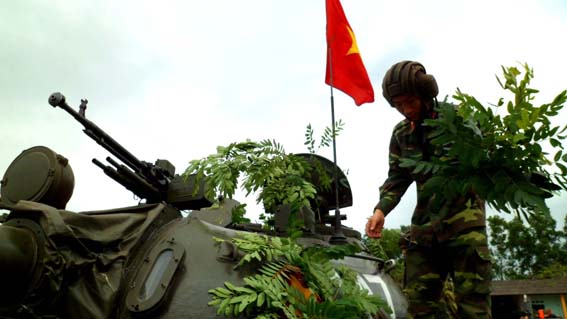 Xem "rùa thép" T-54 Lữ đoàn 203 huấn luyện