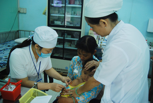 WHO điều tra vắc-xin Quinvaxem tại Việt Nam