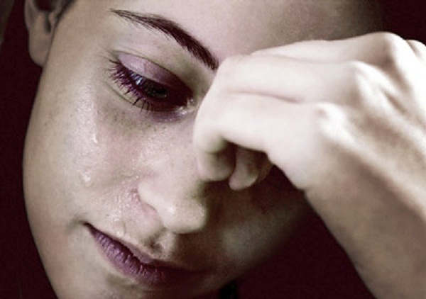 Phụ nữ bị trầm cảm sẽ dễ bị bạo hành gia đình?