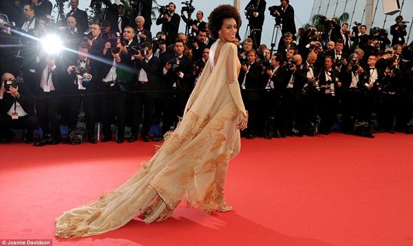 Mỹ nhân Hoa ngữ khoe ngực táo bạo trên thảm đỏ "Cannes 2013" 21