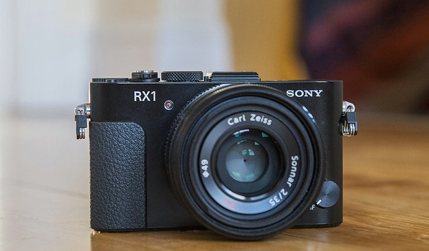 Loạt máy ảnh compact đáng tiền, đáng mua trong năm 2013