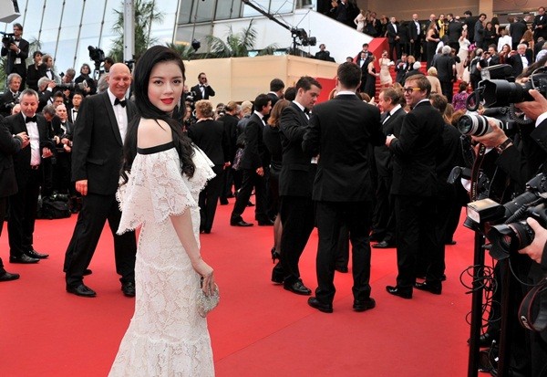 Dàn sao Việt "đổ bộ" thảm đỏ "Liên hoan phim Cannes" 3