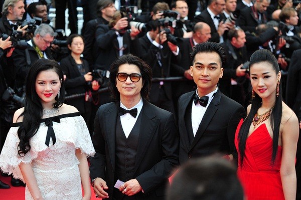 Dàn sao Việt "đổ bộ" thảm đỏ "Liên hoan phim Cannes" 12