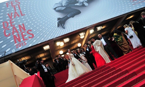 Dàn sao Việt "đổ bộ" thảm đỏ "Liên hoan phim Cannes" 16