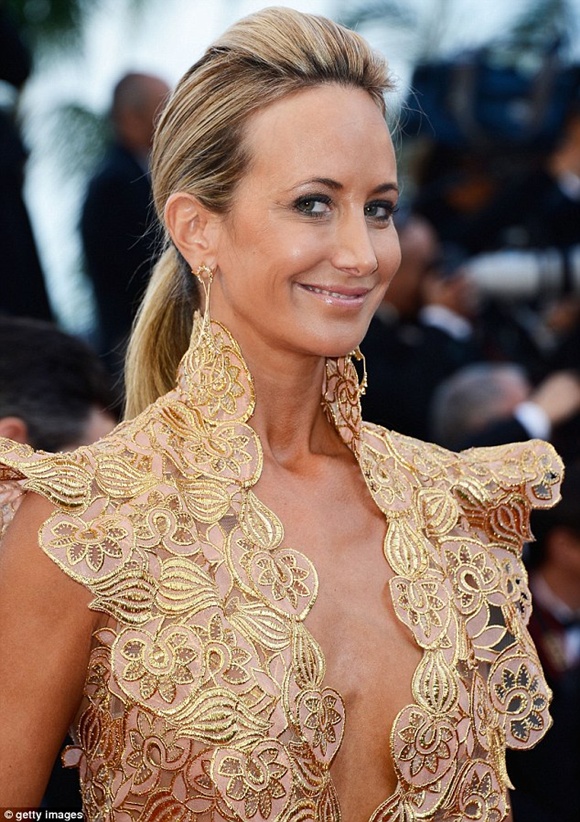 Sao nữ "không nội y" bị "mời" khỏi thảm đỏ Cannes 3