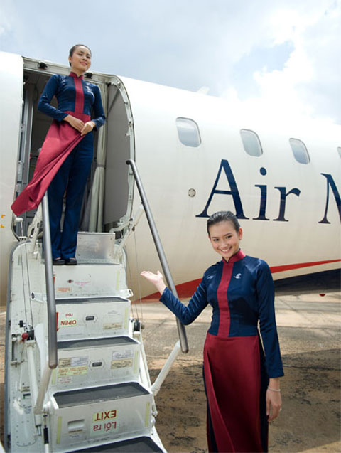 Tiếp viên của hãng hàng không Việt nào mặc đẹp nhất?