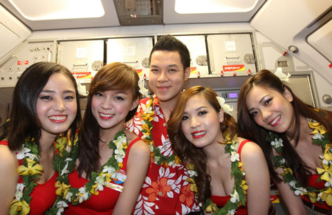 Tiếp viên của hãng hàng không Việt nào mặc đẹp nhất?
