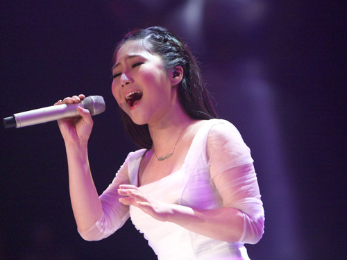 Chìm nổi những quán quân nhạc Việt, Ca nhạc - MTV, the voice, giong hat viet, vietnam idol, sao mai diem hen, Uyen Linh, Huong Tram, Tung Duong, Bui Anh Tuan, thi sinh, hien tuong, ngoi sao, tin tuc