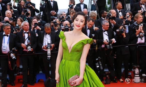 Những sự cố “bẽ bàng” của sao Hoa ngữ tại Cannes 8