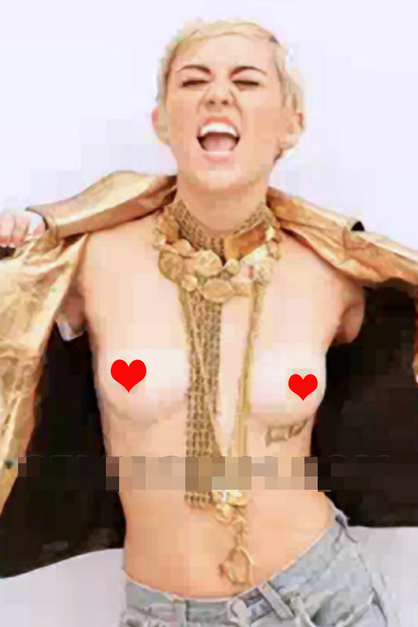  Miley Cyrus bị phát tán ảnh ngực trần 