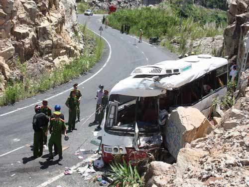 Tai nạn thảm khốc, 6 người chết, 20 bị thương