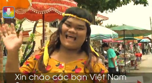 "Hotgirl" Happy Polla làm clip tặng fan Việt