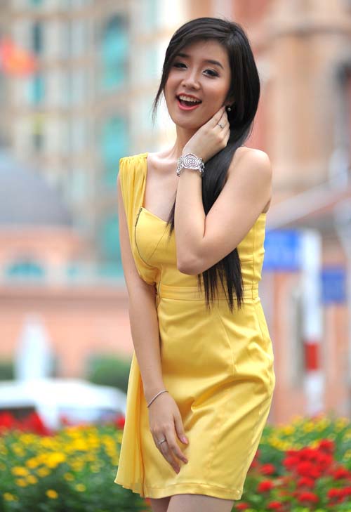 Những  hot girl tài năng của làng giải trí Việt