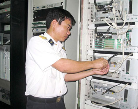 Hải quân Việt Nam tự cải tiến radar