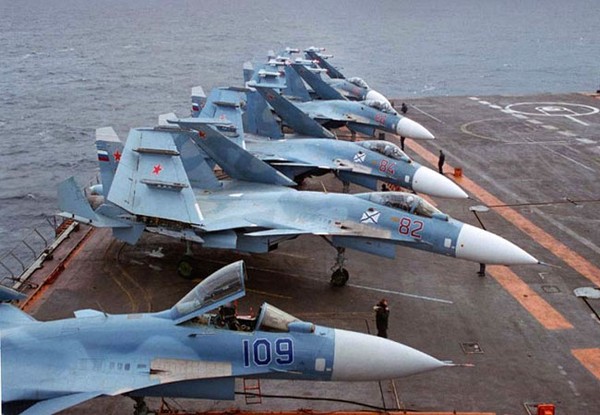 Máy bay Su-33 của Nga