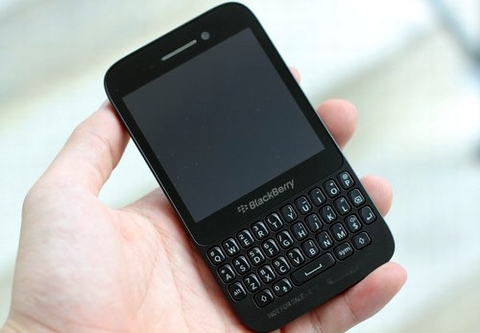 BlackBerry Q5 đổ bộ thị trường giá 8 triệu đồng