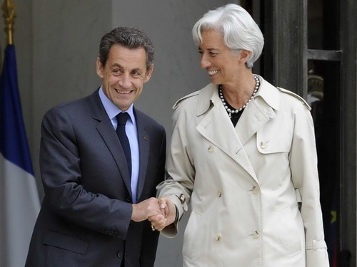Giám đốc IMF nài cựu Tổng thống "hãy sử dụng tôi"
