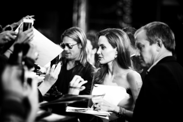 Bức thư cảm động Brad Pitt viết cho Angelina Jolie 2