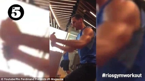 Rio Ferdinand khoe clip “hùng hục” tập gym 2