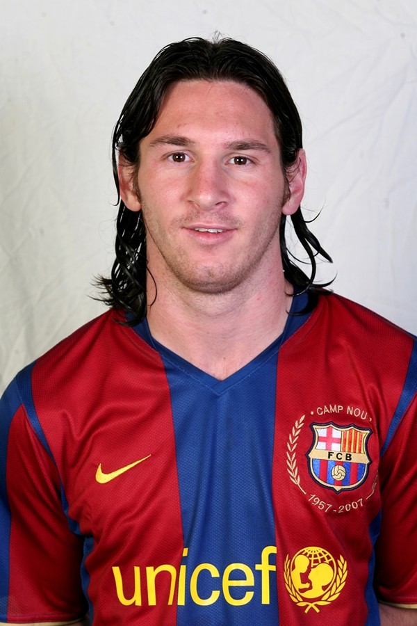 Hài hước: Đi tìm kiểu tóc "chất chơi" nhất cho Messi