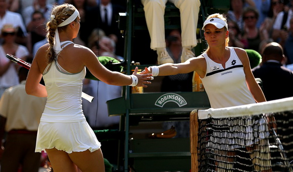 Bán kết Đơn nữ Wimbledon 2013: Căng như dây đàn