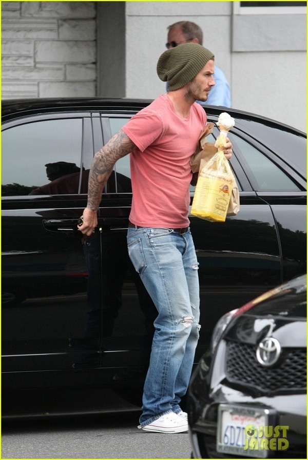 Bí quyết diện jeans của Beckham 2
