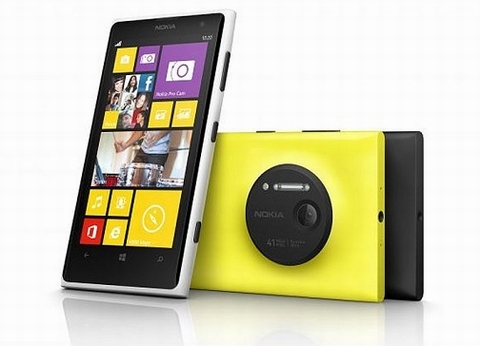 Nokia Lumia 1020 thua Samsung Galaxy S4 Zoom?