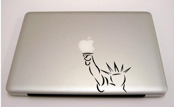 30 cách trang trí laptop cực đẹp cho fan Apple