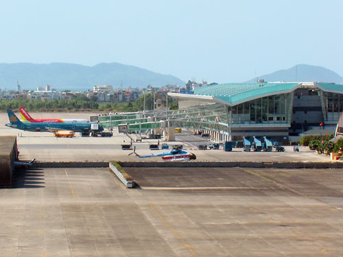 Di dời sân bay Đà Nẵng lên bán đảo Sơn Trà!?