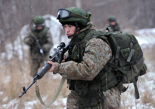 Ba lô UMTBS Ataka trong bộ trang bị Ratnik