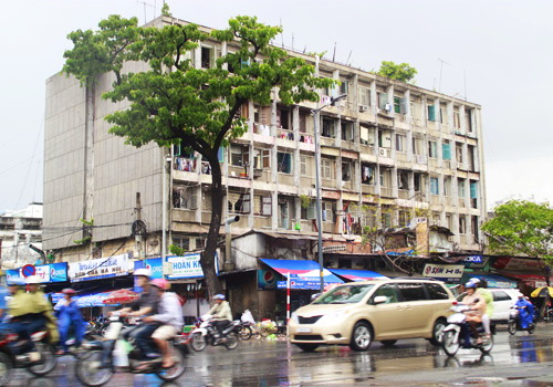 Những chung cư làm... 'xấu mặt' Sài Gòn