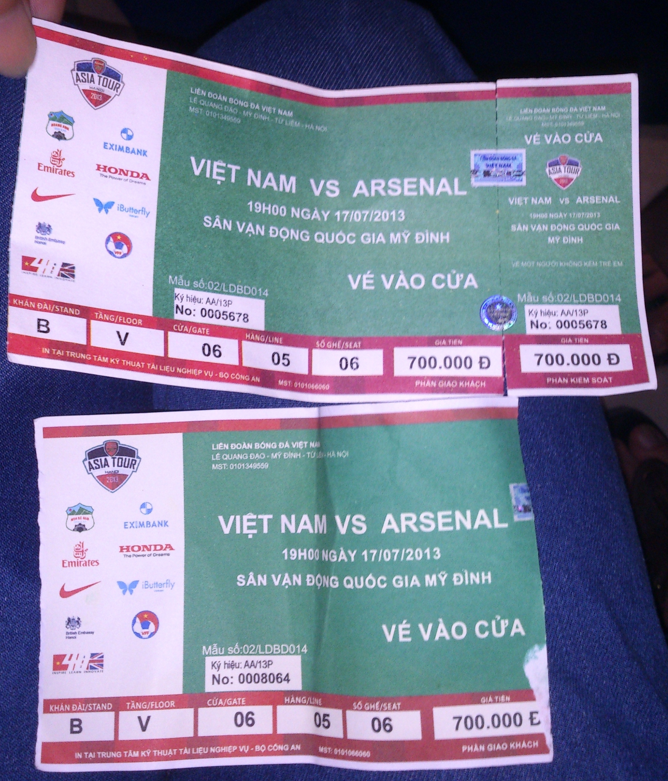 
	Xuất hiện vé giả trận Việt Nam vs Arsenal