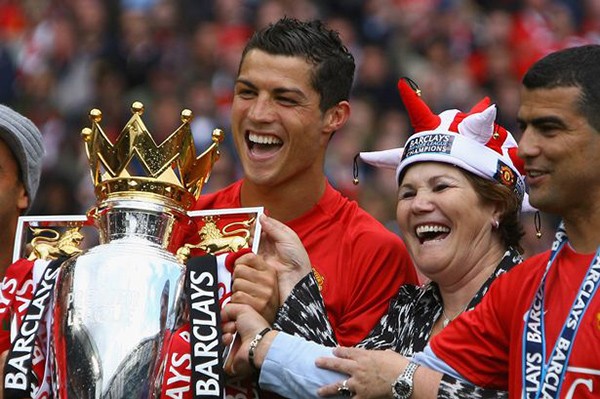 Ronaldo rao bán nhà ở Manchester, fan Quỷ đỏ hết hy vọng 4