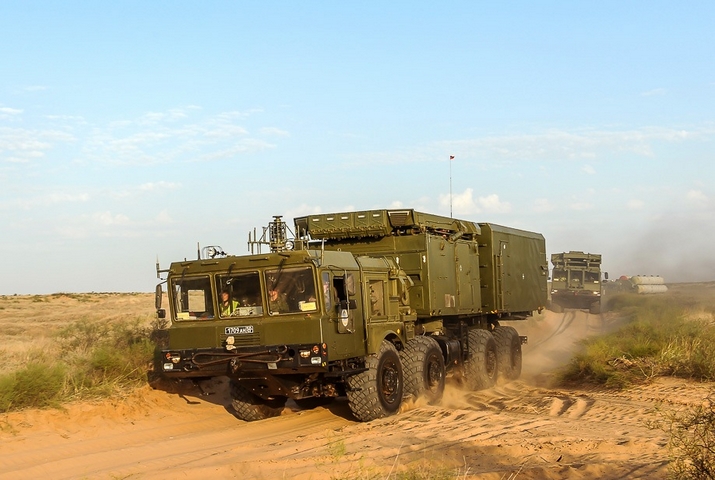 Siêu tên lửa S-400 sẵn sàng chiến đấu