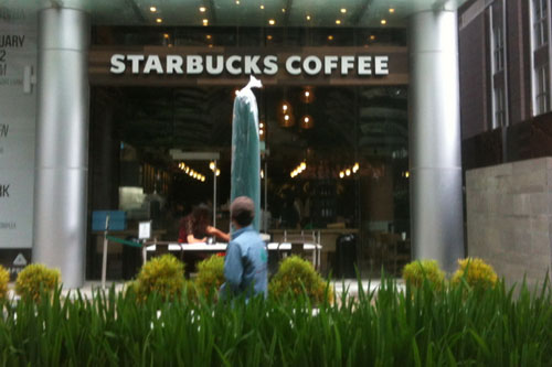 Starbucks chuẩn bị mở quán thứ 2 tại TP.HCM