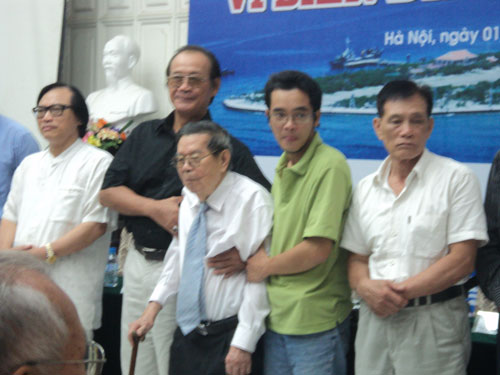 Tôn vinh hành động vì biển đảo, chống hoạt động phi pháp của Trung Quốc