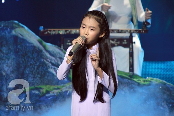 The Voice Kids: Phương Mỹ Chi bệnh nặng vẫn khiến khán giả 