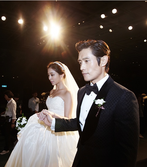 Khung cảnh lễ cưới lộng lẫy của Lee Byung Hun 1