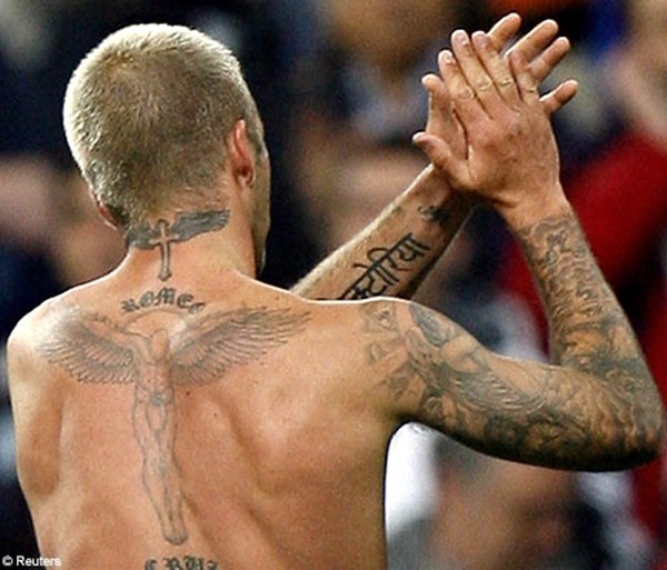 Toe Poke Daily Sergio Ramos tattoos stuffed rabbit a football pitch  tribute to Banksy  ESPN