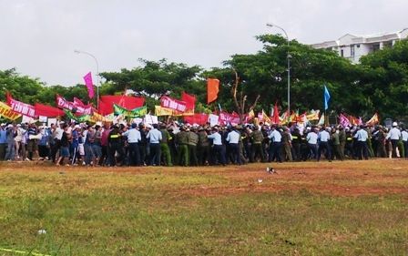 Vũng Tàu: "Hàng nghìn người tham gia chống bạo động"