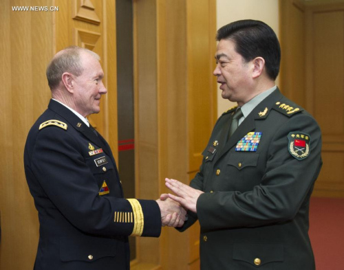 Ông Thường Vạn Toàn tiếp Chủ tịch Hội đồng Tham mưu trưởng liên quân Mỹ  Martin Dempsey