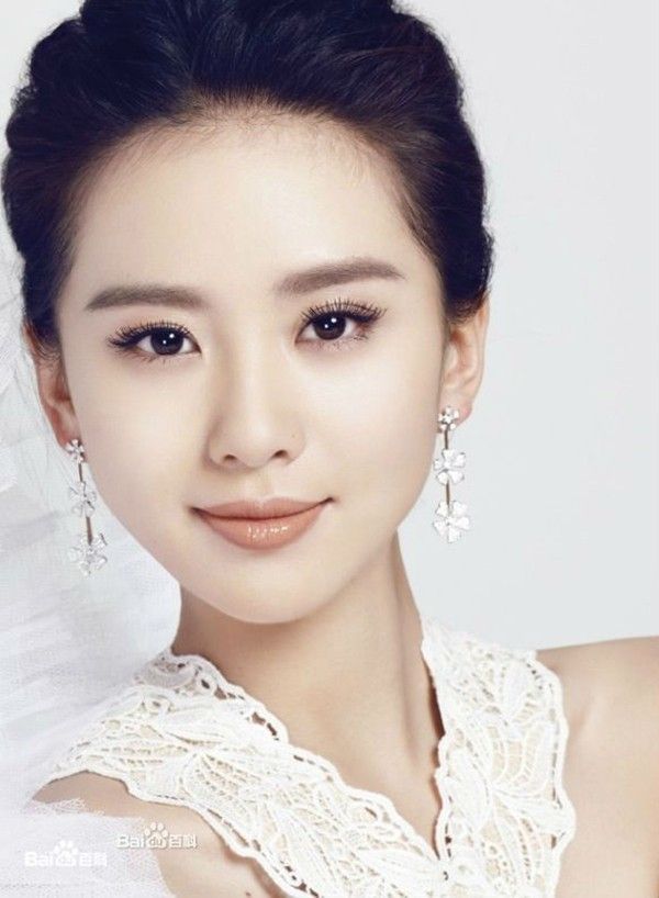 Diễn viên phim nóng Nhật vào top 20 người đẹp châu Á